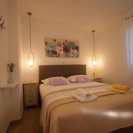 Apartments Cvelic Milovcic Malinska Luaran gambar