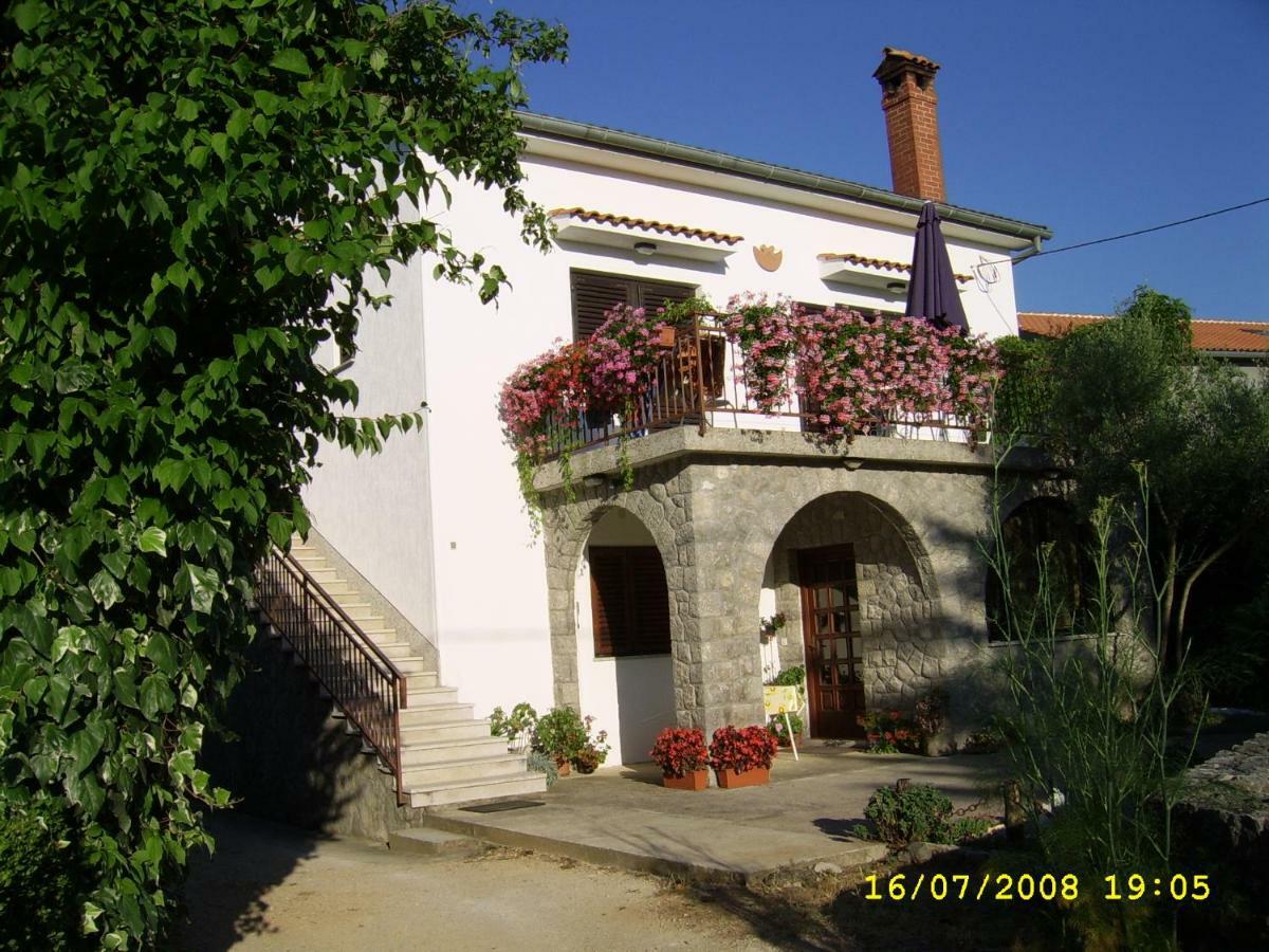Apartments Cvelic Milovcic Malinska Luaran gambar