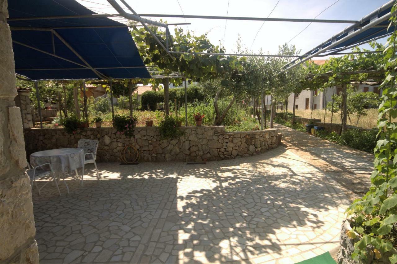 Apartments Cvelic Milovcic Malinska Luaran gambar