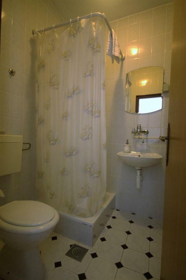 Apartments Cvelic Milovcic Malinska Luaran gambar